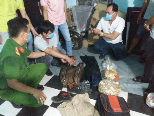 Vụ mang xà beng đột nhập tiệm vàng lấy sạch 300 lượng: bắt nghi phạm ở trọ cùng phường - Ảnh 1. Vụ mang xà beng đột nhập tiệm vàng lấy sạch 300 lượng: bắt nghi phạm ở trọ cùng phường - Ảnh 1.