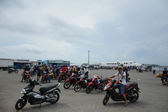 Tổ chức phương án chở khách tuyến Phan Thiết đi đảo Phú Quý - Ảnh 1.