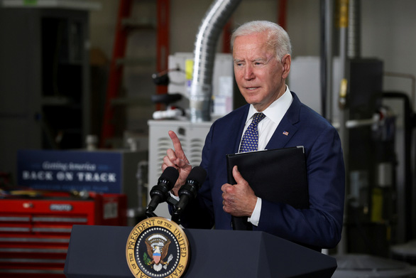 Ông Biden giữ lời hứa: nâng mức tiếp nhận từ 15.000 người lên 62.500 người tị nạn - Ảnh 1.