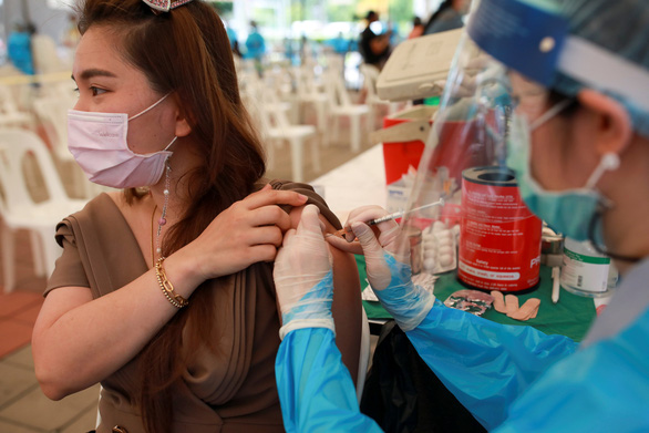 Thái Lan mở tour du lịch vắc xin - Ảnh 1.