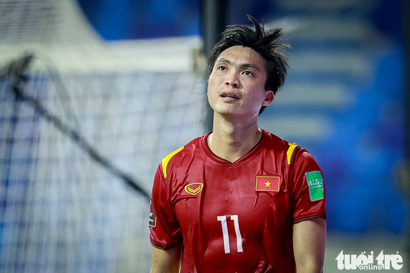 HLV Park Hang Seo gạch tên Tuấn Anh trong danh sách thi đấu trận gặp UAE - Ảnh 1.