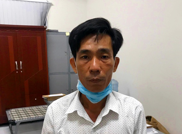 Khởi tố người dùng thẻ công vụ đặc biệt để gặp 5 người Trung Quốc đang cách ly - Ảnh 2. Khởi tố người dùng thẻ công vụ đặc biệt để gặp 5 người Trung Quốc đang cách ly - Ảnh 2.