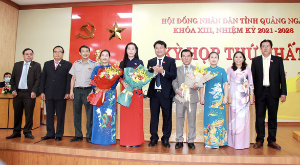 Bà Bùi Thị Quỳnh Vân tái đắc cử chủ tịch HĐND tỉnh Quảng Ngãi - Ảnh 1.