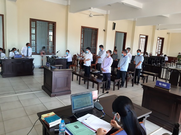 Nguyên phó chủ tịch quận ở Cần Thơ nói không biết kế hoạch sử dụng đất nên ký - Ảnh 1. Nguyên phó chủ tịch quận ở Cần Thơ nói không biết kế hoạch sử dụng đất nên ký - Ảnh 1.