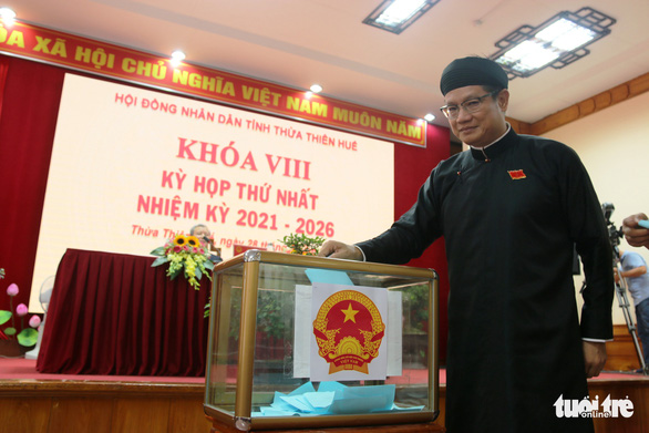 Ông Nguyễn Văn Phương trở thành chủ tịch UBND tỉnh Thừa Thiên Huế - Ảnh 2.