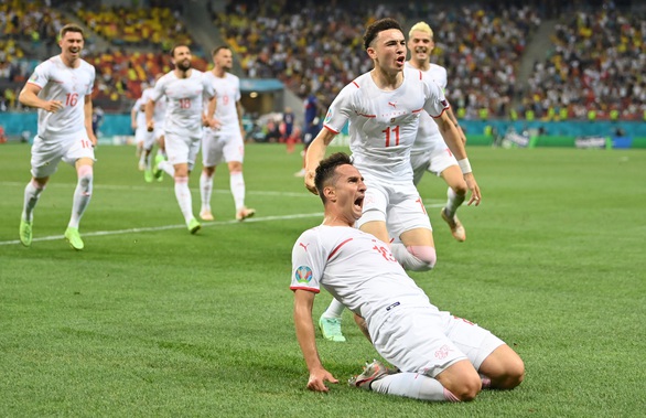 Đương kim vô địch thế giới Pháp bị Thụy Sĩ loại khỏi Euro 2020 sau loạt sút luân lưu - Ảnh 1. Đương kim vô địch thế giới Pháp bị Thụy Sĩ loại khỏi Euro 2020 sau loạt sút luân lưu - Ảnh 1.