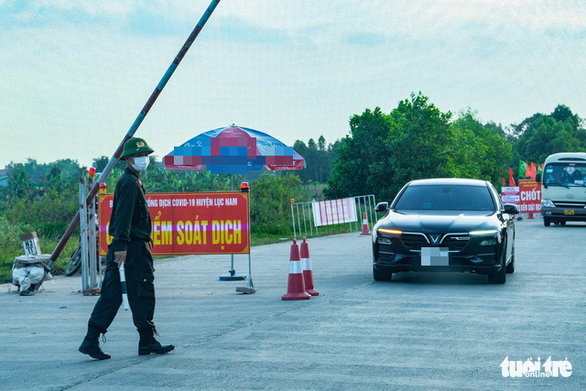 Hai huyện của tỉnh Bắc Giang dỡ bỏ phong tỏa, chuyển sang xã giao - Ảnh 1.