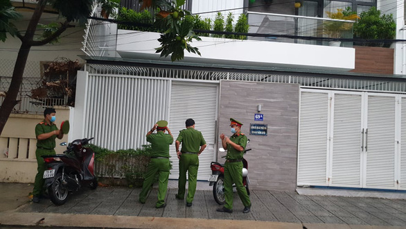 Bắt tạm giam 2 cựu chủ tịch UBND tỉnh Khánh Hòa Nguyễn Chiến Thắng, Lê Đức Vinh - Ảnh 5.