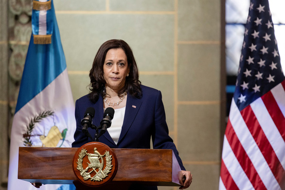 Phó tổng thống Harris tặng vắc xin cho Guatemala, kêu gọi người di cư ‘đừng tới Mỹ - Ảnh 1.
