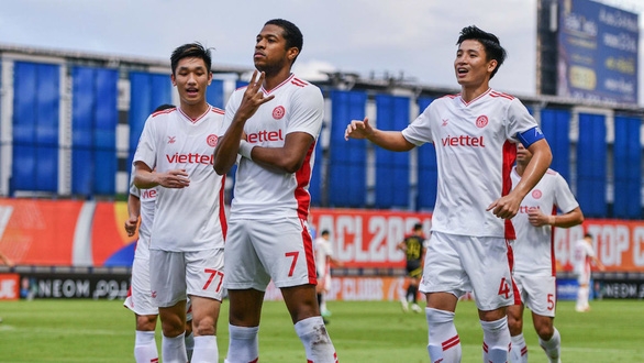 Viettel chia tay AFC Champions League bằng chiến thắng sát nút trước Kaya FC - Ảnh 1.