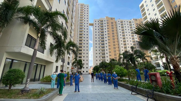 TP.HCM: Sử dụng 3 khu nhà tái định cư làm bệnh viện dã chiến và khu cách ly tập trung - Ảnh 1. TP.HCM: Sử dụng 3 khu nhà tái định cư làm bệnh viện dã chiến và khu cách ly tập trung - Ảnh 1.