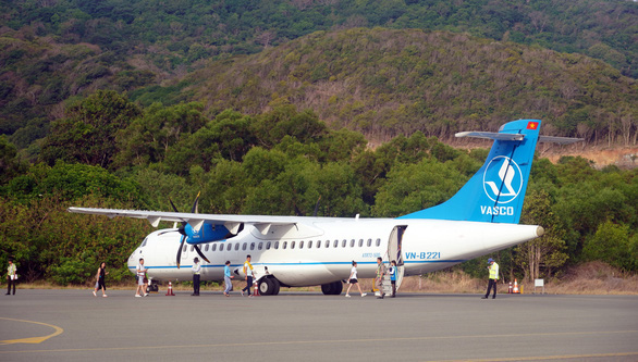 Vietnam Airlines bán hết đội máy bay cánh quạt ATR72 - Ảnh 1.