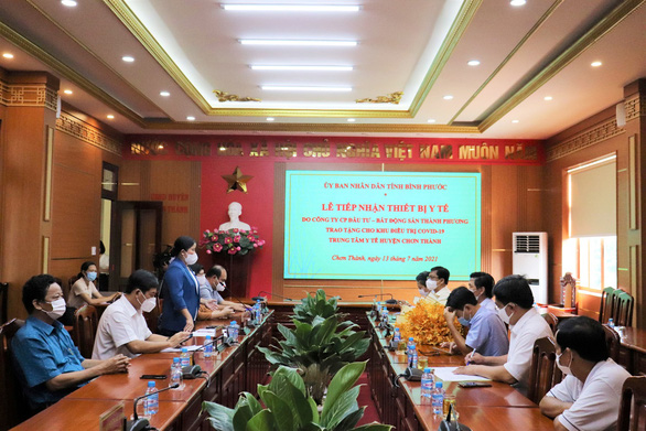 Công ty Thành Phương trao tặng thiết bị y tế cho tỉnh Bình Phước - Ảnh 2.