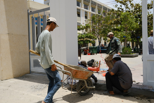 Hàng ngàn chỗ cách ly, cả khách sạn 5 sao, chờ đón bà con Quảng Nam - Đà Nẵng trở về - Ảnh 2.