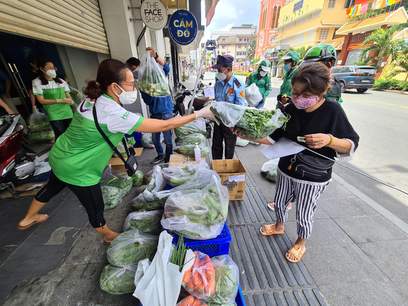 Bộ Nông nghiệp lập tổ công tác chỉ đạo sản xuất, tiêu thụ nông sản ở 19 tỉnh phía Nam - Ảnh 1.