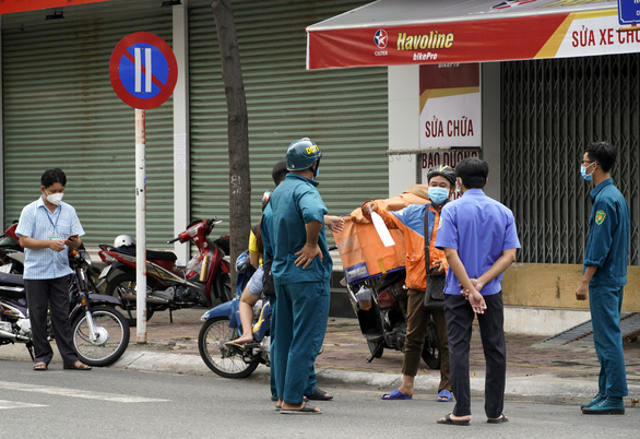 Nhiều doanh nghiệp Bà Rịa - Vũng Tàu đóng cửa vì quy định không đi xe hai bánh - Ảnh 3.