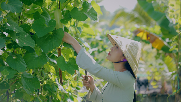 Khói Lam Chiều Mỹ Duyên luộc rau củ chấm kho quẹt, rất bắt cơm - Ảnh 5.