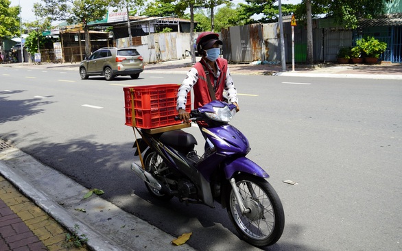 Bà Rịa - Vũng Tàu xét nghiệm COVID-19 miễn phí cho toàn bộ shipper và tài xế luồng xanh - Ảnh 1. Bà Rịa - Vũng Tàu xét nghiệm COVID-19 miễn phí cho toàn bộ shipper và tài xế luồng xanh - Ảnh 1.