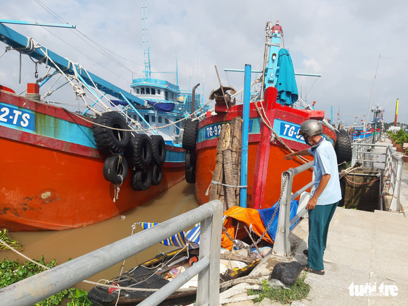 Điều tra vụ nam thuyền viên tàu cá nhảy sông Tiền tự vẫn - Ảnh 1.