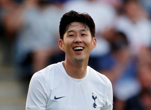 Sancho hưởng lương cao thứ 2 tại Man United, Son Heung Min gia hạn với Tottenham - Ảnh 2.