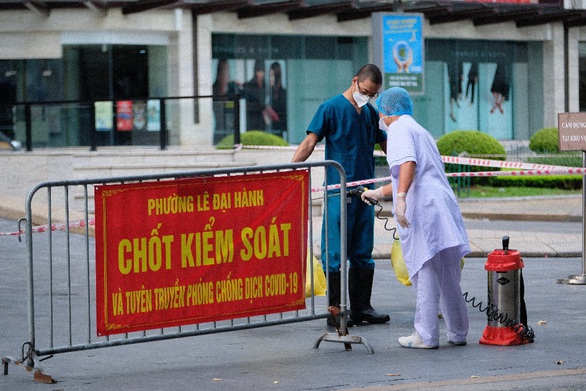 DỊCH COVID-19 ngày 29-7: Hà Nội thêm 39 ca, TP Tam Kỳ tạm dừng một số hoạt động - Ảnh 1.