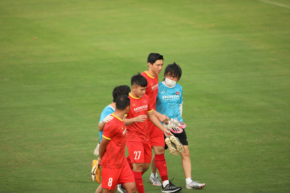 Bác sĩ Choi Ju Young về Hàn Quốc, đội tuyển Việt Nam tập trung vào cuối tháng 8 - Ảnh 1.
