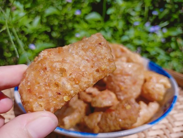 Tự làm snack da heo nhâm nhi tuyệt ngon tại nhà - Ảnh 9. Tự làm snack da heo nhâm nhi tuyệt ngon tại nhà - Ảnh 9.