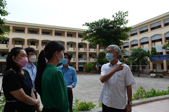 Phó chủ tịch UBND TP.HCM: Đây là kỳ thi lịch sử, các cháu hồi hộp bao nhiêu, các chú cũng vậy! - Ảnh 1.