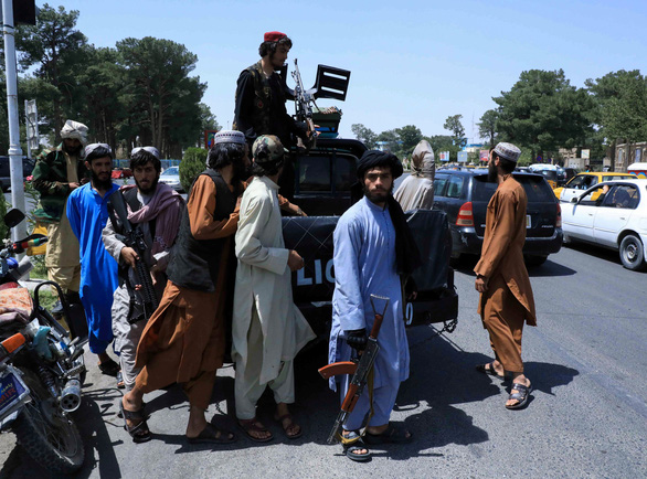 ورود طالبان به پایتخت ، کابل ، از هر جهت آغاز شد - عکس 1.