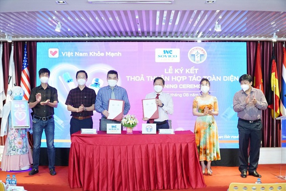 Bàn giao phần mềm giúp quản lý, kiểm soát dịch bệnh và xét nghiệm cộng đồng - Ảnh 2. Bàn giao phần mềm giúp quản lý, kiểm soát dịch bệnh và xét nghiệm cộng đồng - Ảnh 2.