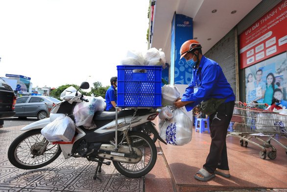 Thực phẩm dồi dào hơn, tăng bán lưu động - Ảnh 1.