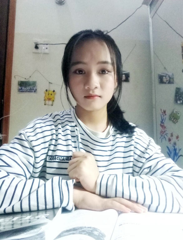 Nữ sinh đạt 27,8/30 điểm trúng tuyển ngành Quản trị Tài chính của ĐH Duy Tân - Ảnh 1. Nữ sinh đạt 27,8/30 điểm trúng tuyển ngành Quản trị Tài chính của ĐH Duy Tân - Ảnh 1.