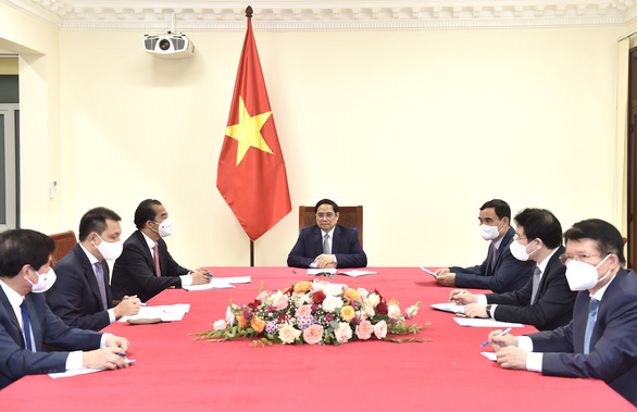 Thủ tướng Phạm Minh Chính đề nghị Bỉ ưu tiên viện trợ, nhượng vắc xin cho Việt Nam - Ảnh 1.
