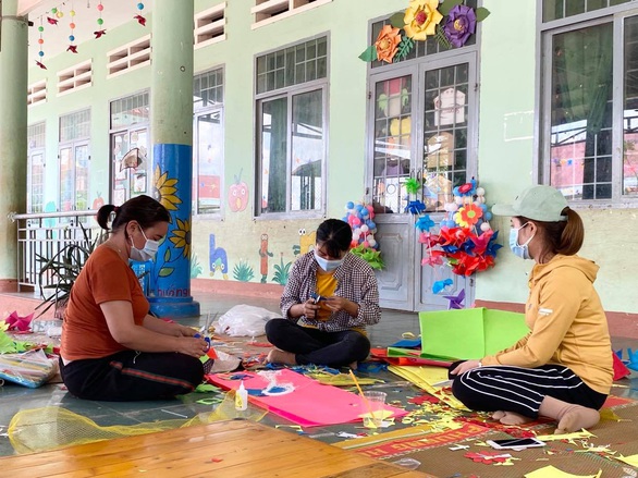 Đắk Lắk lo dạy trực tuyến không phủ sóng hết học sinh - Ảnh 2. Đắk Lắk lo dạy trực tuyến không phủ sóng hết học sinh - Ảnh 2.