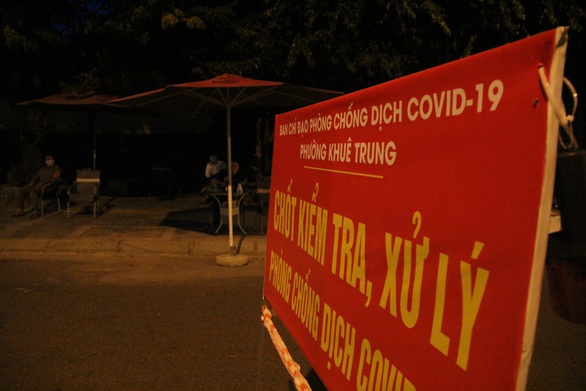 HỎI - ĐÁP về dịch COVID-19: Di chuyển giữa các vùng xanh - đỏ - vàng ở Đà Nẵng như thế nào? - Ảnh 1. HỎI - ĐÁP về dịch COVID-19: Di chuyển giữa các vùng xanh - đỏ - vàng ở Đà Nẵng như thế nào? - Ảnh 1.