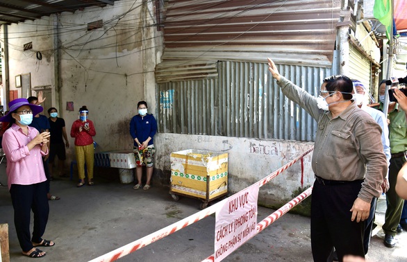 Thủ tướng thăm hỏi, động viên nhân dân Đồng Nai yên tâm, tích cực chống dịch - Ảnh 7. Thủ tướng thăm hỏi, động viên nhân dân Đồng Nai yên tâm, tích cực chống dịch - Ảnh 7.