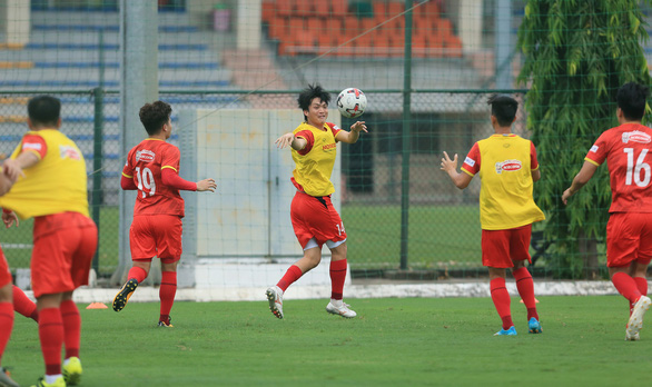 Tuấn Anh trở lại tập luyện cùng đội tuyển Việt Nam - Ảnh 1.