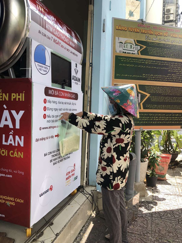 Vietlott và người trúng thưởng chung tay hỗ trợ người dân chống dịch COVID-19 - Ảnh 1. Vietlott và người trúng thưởng chung tay hỗ trợ người dân chống dịch COVID-19 - Ảnh 1.
