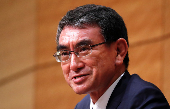 Bộ trưởng vắc xin của Nhật tranh cử ghế thủ tướng - Ảnh 1.