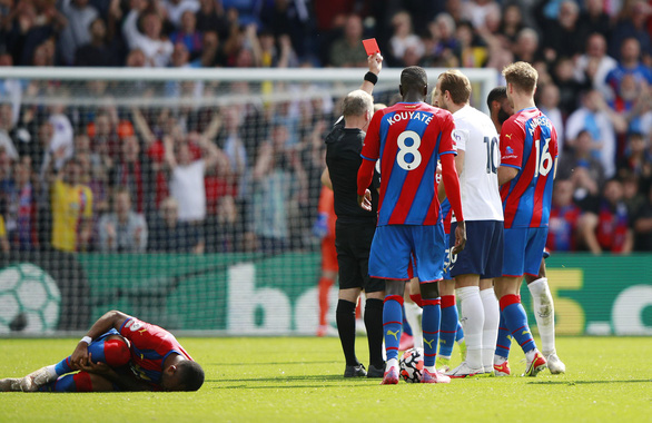 Tottenham thua đậm trước Crystal Palace - Ảnh 1.