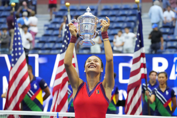 Tay vợt nữ 18 tuổi người Anh vô địch Giải quần vợt Mỹ mở rộng