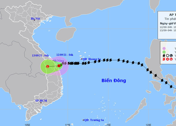 Bão số 5 suy yếu thành áp thấp nhiệt đới trên vùng biển Đà Nẵng đến Bình Định - Ảnh 1.