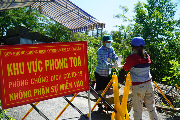 Tiền Giang giãn cách tiếp theo chỉ thị 16 ở ba địa phương thêm 5 ngày - Ảnh 1.