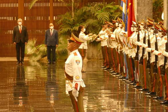 Chủ tịch nước Nguyễn Xuân Phúc: Việt Nam – Cuba đoàn kết, nhất định thắng - Ảnh 3.