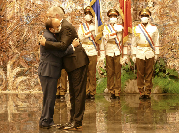 Chủ tịch nước Nguyễn Xuân Phúc: Việt Nam – Cuba đoàn kết, nhất định thắng - Ảnh 2.