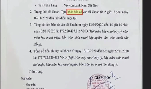 Vietcombank: ‘Không có chuyện tiền treo lơ lửng khi tài khoản tạm khóa báo có’ - Ảnh 2.