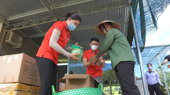 J&T Express nối dài hành trình hỗ trợ tiêu thụ nông sản Việt - Ảnh 4. J&T Express nối dài hành trình hỗ trợ tiêu thụ nông sản Việt - Ảnh 4.