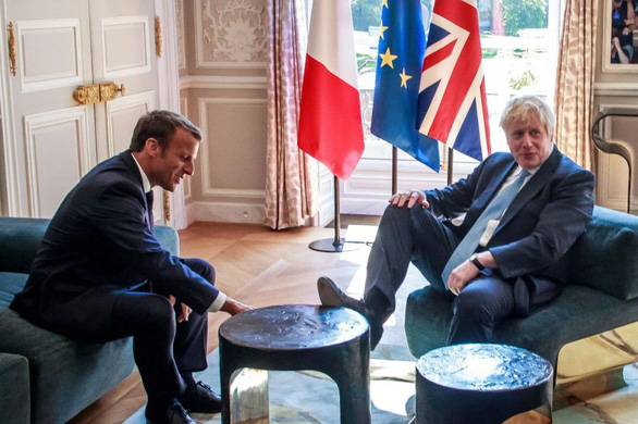 Hãng tin Reuters: Pháp khinh thường Anh đến mức không thèm nhắc đến - Ảnh 1.