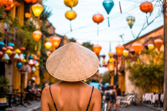 Đầu tư vào văn hóa: chiến lược giúp gia tăng tỷ lệ lưu trú tại Hội An - Ảnh 2. Đầu tư vào văn hóa: chiến lược giúp gia tăng tỷ lệ lưu trú tại Hội An - Ảnh 2.