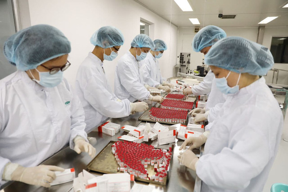 Thành công trong sản xuất gia công vắc xin Sputnik V tại Việt Nam - Ảnh 2.